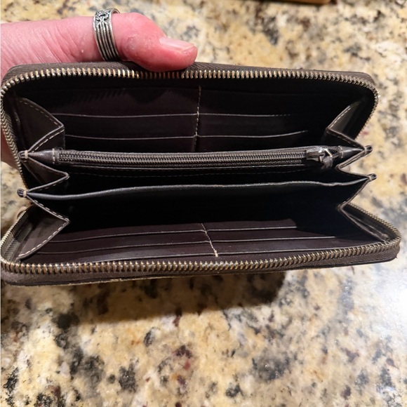 Gucci Brown Monogram Key & Card Holder - Picture 3 of 7